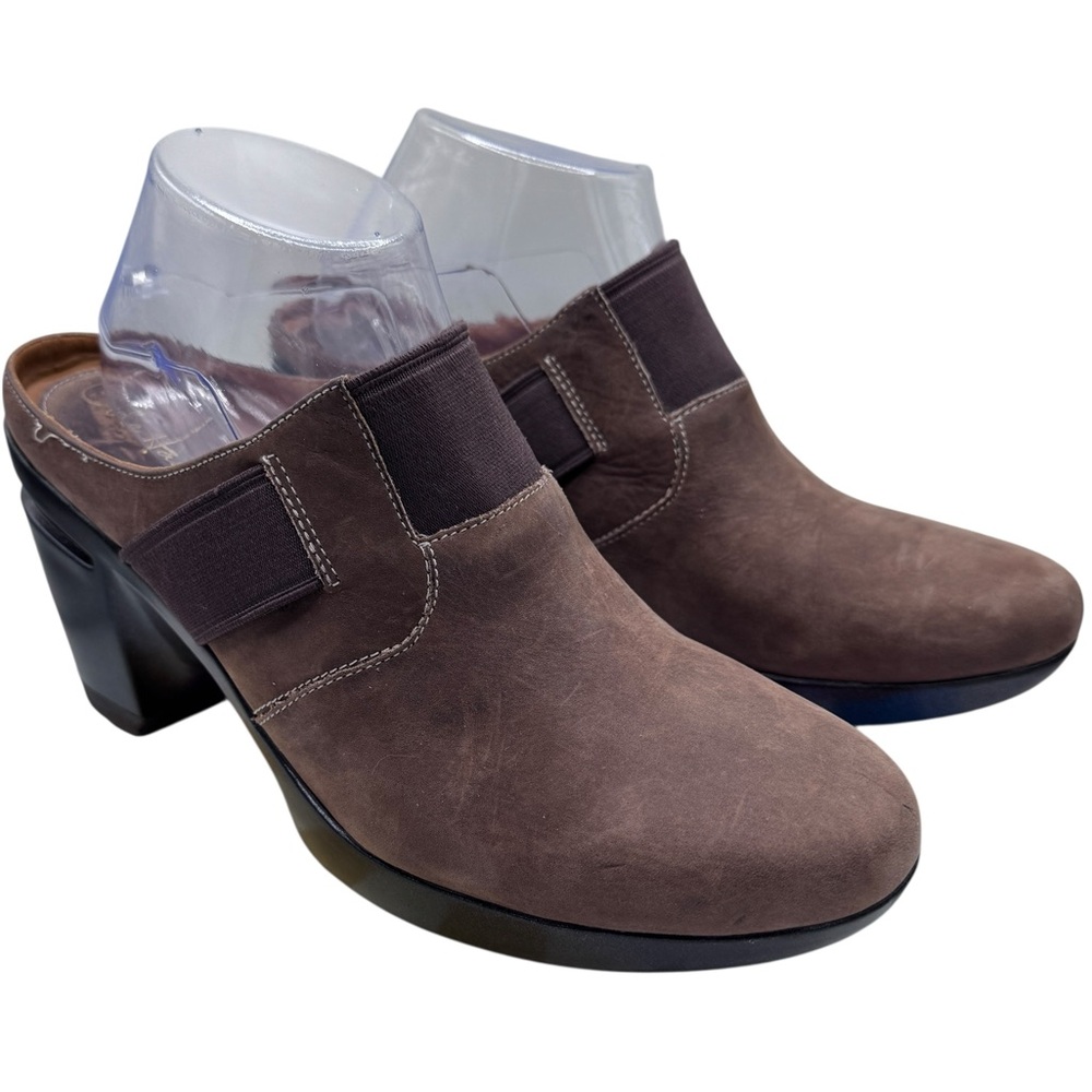 Women’s Brown Suede Slip-On Heeled Clogs - Picture 4 of 13